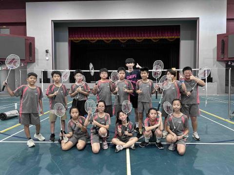 楊曜鴻 - 鹿江國小