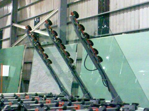 Sigma-Tek Studio/希格瑪技術整合工作室 - 自動玻璃板載運台車 (附 真空吸盤)