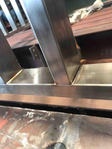 宇成鐵工工程行 - 不鏽鋼欄杆