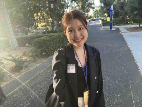 提供行動式教學服務的專家蔡采軒