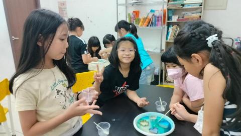 小米老師 - 科學實驗