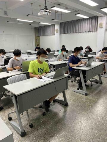 周子傑 - TQC+證照班