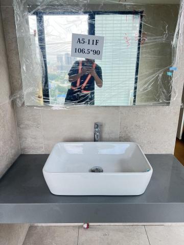 楊先生 - 檯面式面盆、化妝鏡安裝