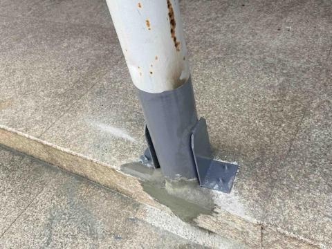 鐵件職人企業社 - 柱子補強外側，內灌水泥