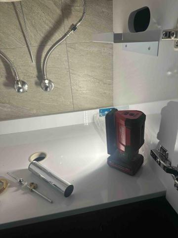 富傑水電工程行 - 臉盆安裝