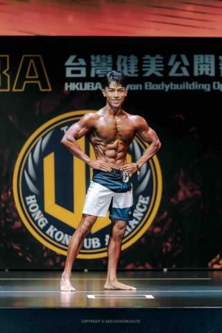 Ben私人教練 - 舞台上的專業，生活中的改變。
不論你是想減脂、增肌還是體態雕塑，
都可以從這裡開始。
? 想了解課程細節，歡迎加我 LINE 官方帳號。