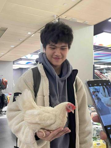 提供學測數b服務的專家邱俊諺