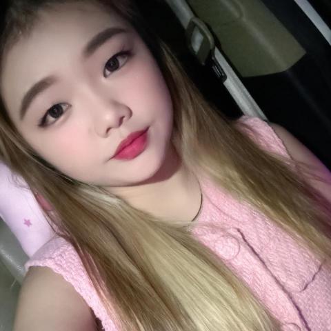 提供染髮劑寶雅服務的專家張惠婷