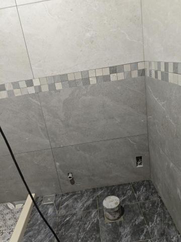 李雨政 - 新竹民宅壁地磚鋪設1