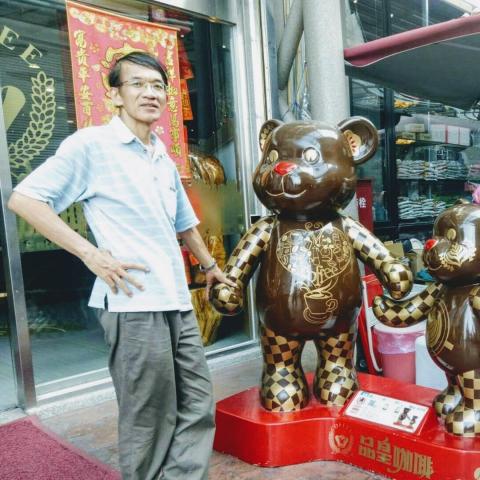 提供電力服務的專家Justin Lee