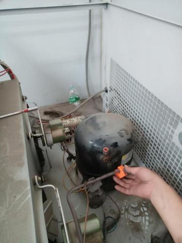 黃聖琅 - 冰水主機更換壓機