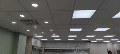 阿平 - 安裝崁燈，平板燈，循環扇