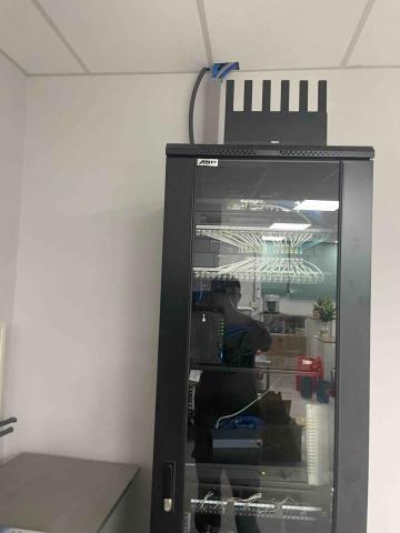 周游寰宇網路科技 - 