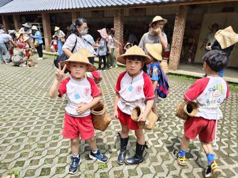 小董拆除工程有限公司 小董拆除工程有限公司