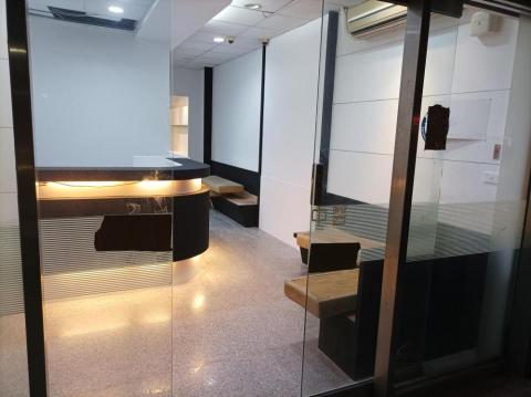 房先生 - 施工後的店面跳色