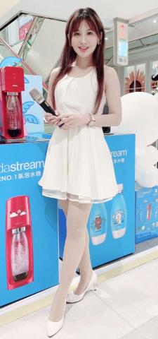 主持人培培/婚禮/活動/尾牙/儀式 - 專業活動主持人培培0935041237