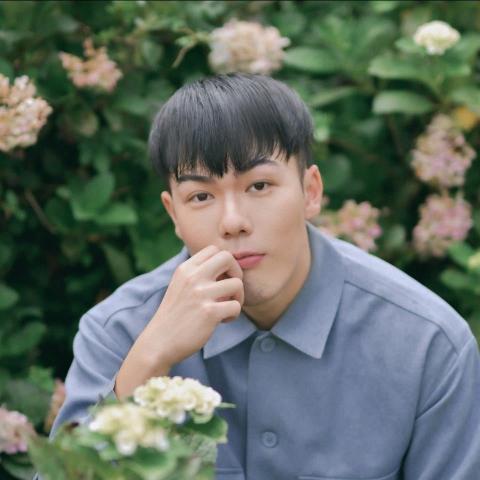 提供中信金歷史股價服務的專家傅文豪