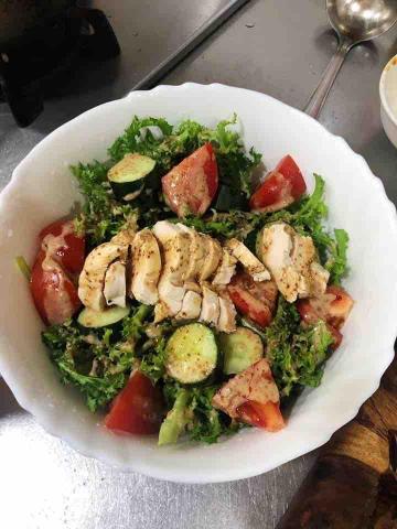 金玲 - 輕食雞肉蔬菜沙拉