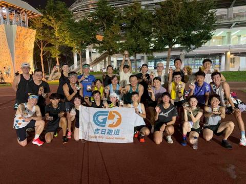 陳威霖 - 跑班助教