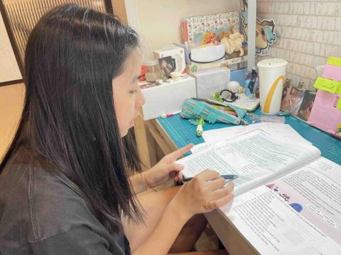 Ting’s English Corner - 國中二年級英文課程（龍華南一）