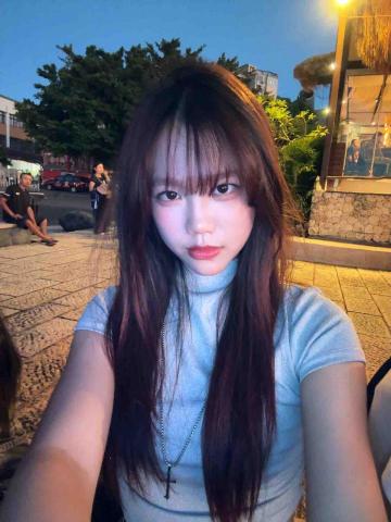 提供花店充氦氣服務的專家陳韋潔