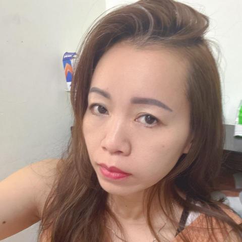 提供多少錢越南文服務的專家范小姐