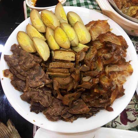 金玲 - 滷味拼盤