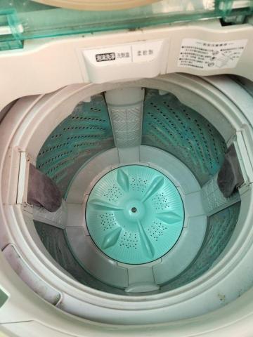 淨俏俏專業清洗 - 超過十年從未清洗過，清洗前查看洗衣槽狀況看似還不錯