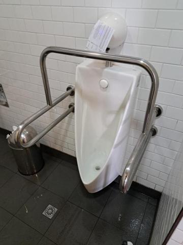 九九衛生清潔行 - 小便斗堵塞疏通