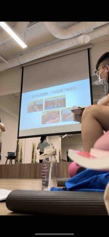 台中海線、東海別墅、可一對一、二,有國際證照的男女教練 -  台中海線、東海別墅、可一對一、二,有國際證照的男女教練 -