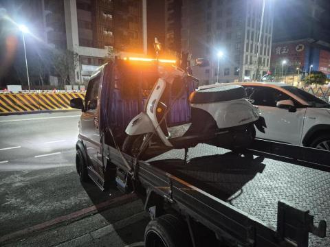 GearHub 葳馳車業 - 深夜道路救援 GearHub 葳馳車業 - 深夜道路救援