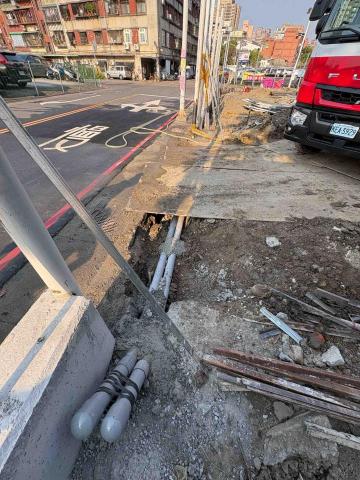 潘建全 - 協助連結管路