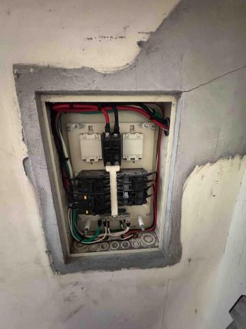 楷元水電 - 老屋線路重整線路更換