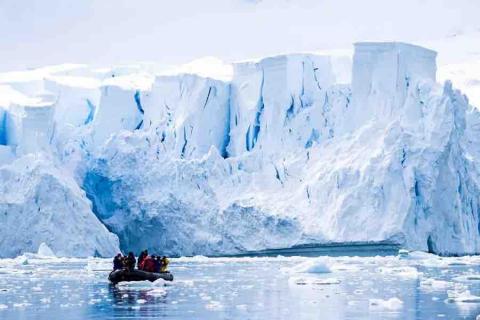 Jessica - 衝鋒艇探險