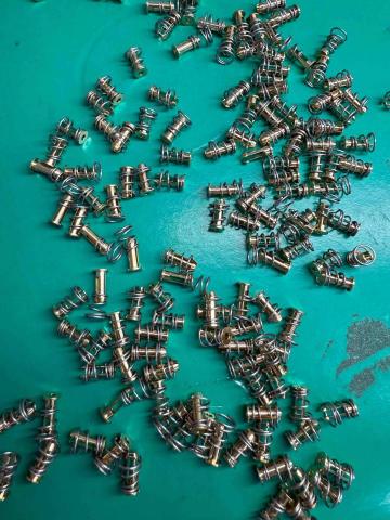 銘茲企業社 - 彈簧組裝