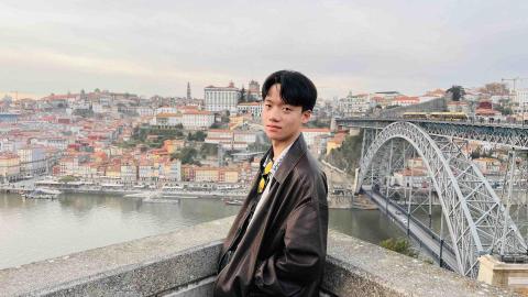 周長褌 Troye 周長褌 Troye
