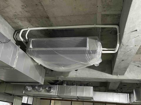 林子揚 - 這是吊隱式，不要想說在輕鋼上看不见，高低壓管就可以亂走