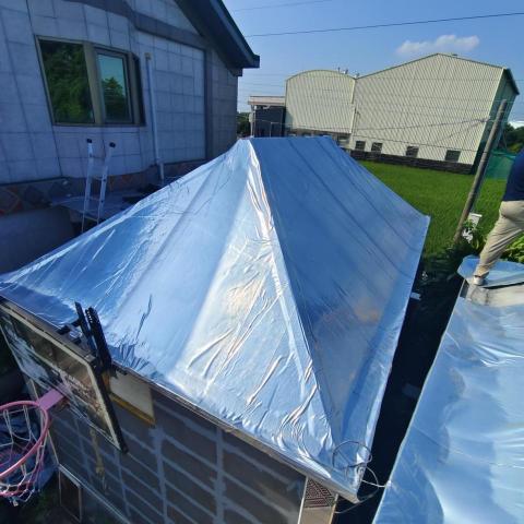 隔熱超人 - 像個金字塔