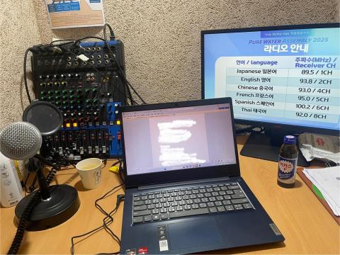 詹範超 - 接任過短期台灣赴海外教育旅行團21天翻譯行程。