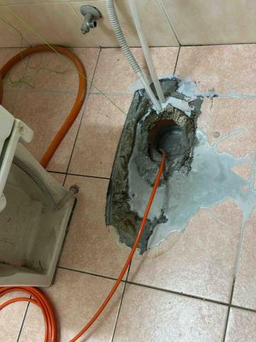 承新科技防水 - 糞管（污水管）管內灌藥補漏