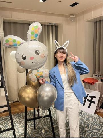 自彈自唱主持人皮卡 自彈自唱主持人皮卡