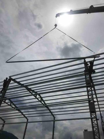 徐子茗 - 鋼構屋安裝