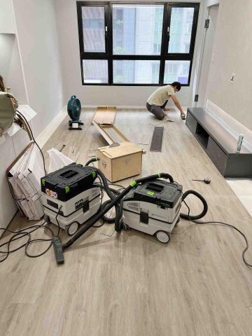 岦悅地板工程 - 施工搭配集塵吸塵器