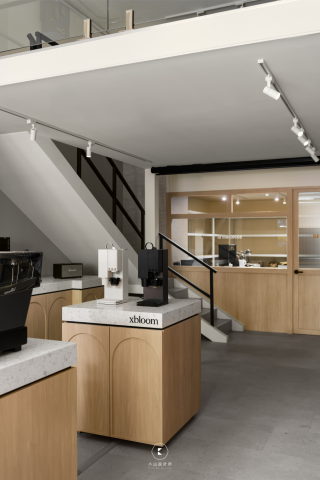 小山設計室內裝修有限公司 - la marzocco咖啡機體驗店-台中(展示櫃)