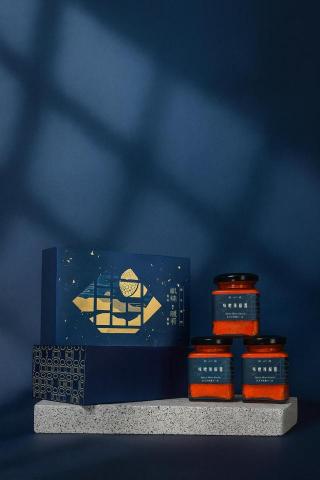 羅悅慈 - 嶼燒暖肴中秋禮盒設計