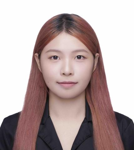 提供網頁切版服務的專家黃欣儀