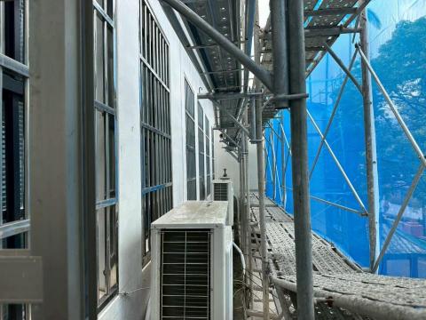 心感覺企業社 - 外牆防水漆施作、凸簷防水施作施工中 心感覺企業社 - 外牆防水漆施作、凸簷防水施作施工中
