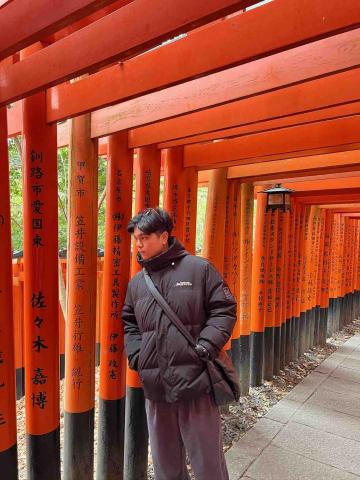 提供調節啞鈴服務的專家費照中