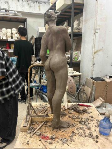 李依庭 - 泥塑製作