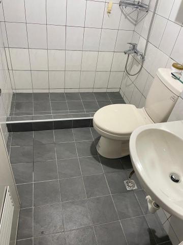 裕仁 - 修飾淋浴止水墩 安裝馬桶及洗手台